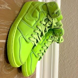 Ghost green billie eilish AJKO Jordan’s worn once, great condition